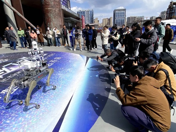 问道管理 为人工智能立法 有哪些难点？